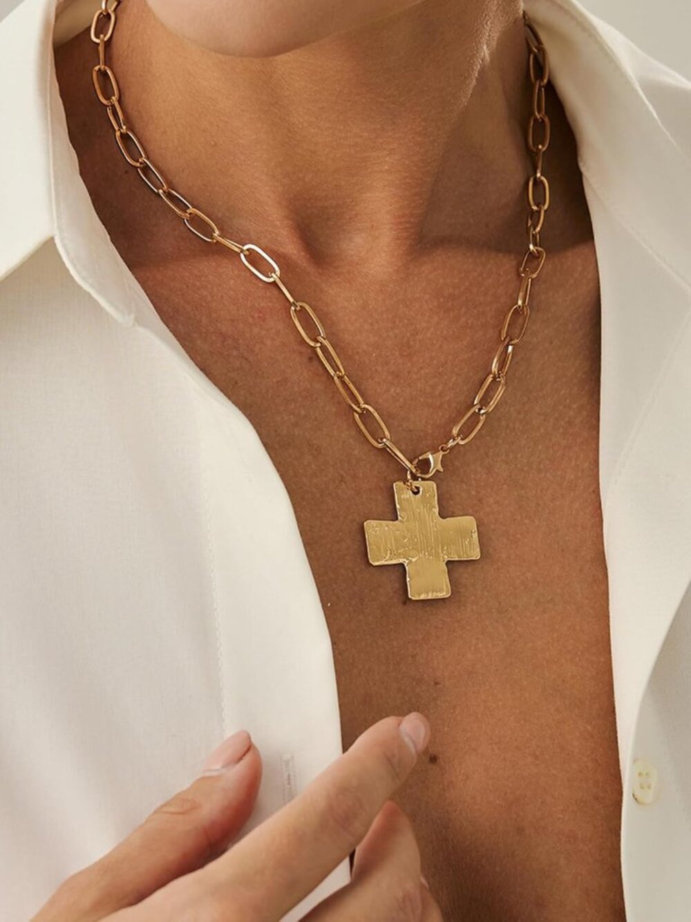 Chunky Gold Cross Necklace for Women, Trendy Layered Pearl Cross Pendant Necklac - Picture 4 of 7